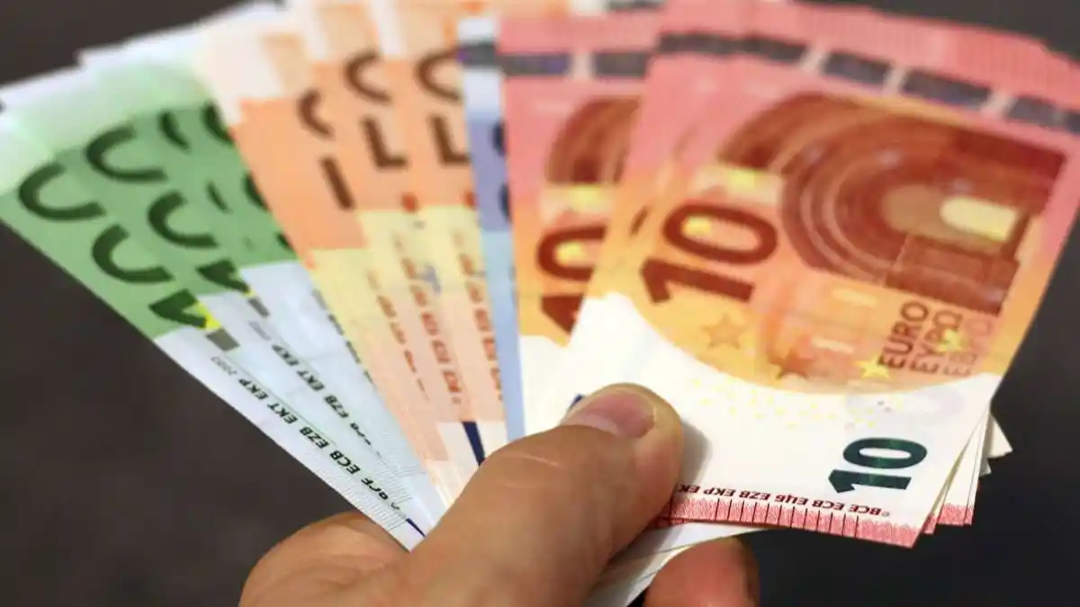 Precauzioni da prendere quando si richiede un prestito online: Guida completa